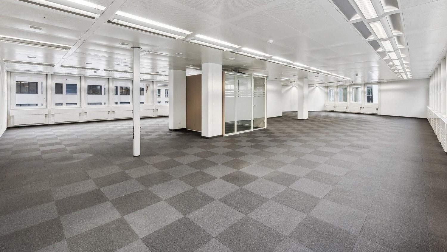 371m² ufficio