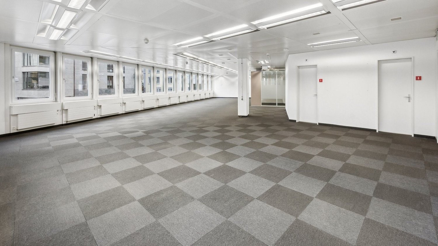 371m² ufficio