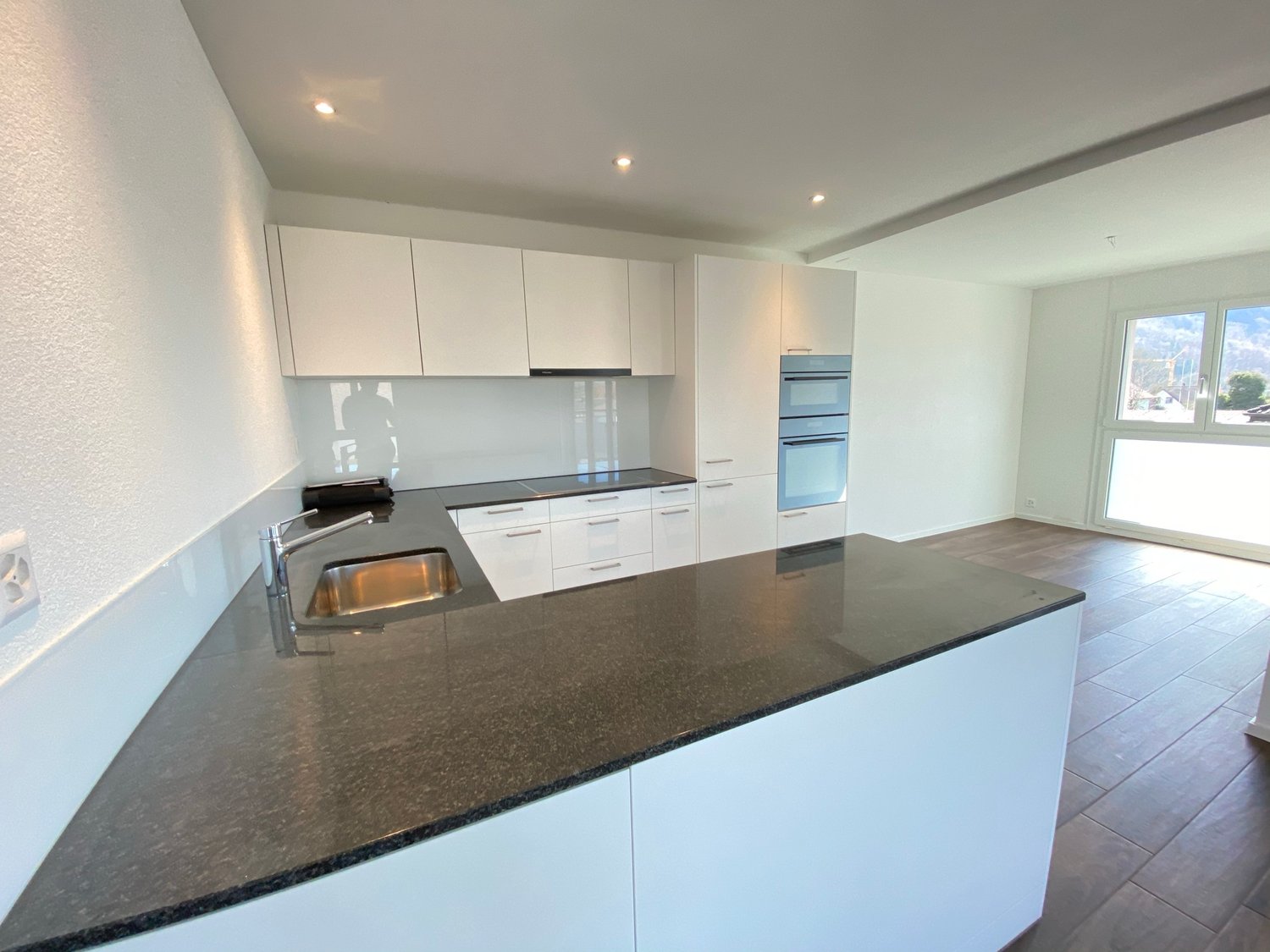Appartamento di 2 ½ locali, foto 2 di 10