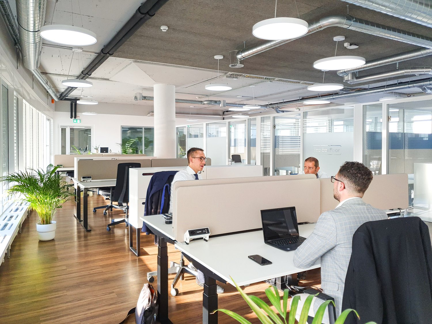 25m² office