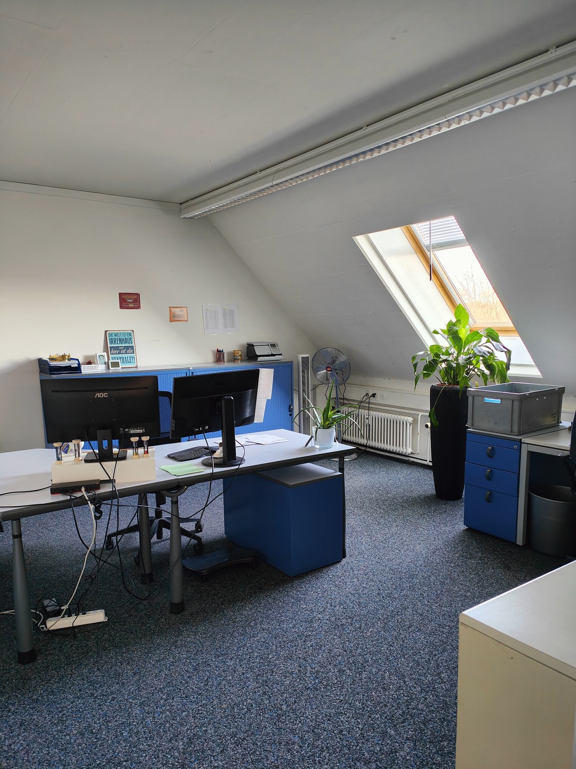 365m² office