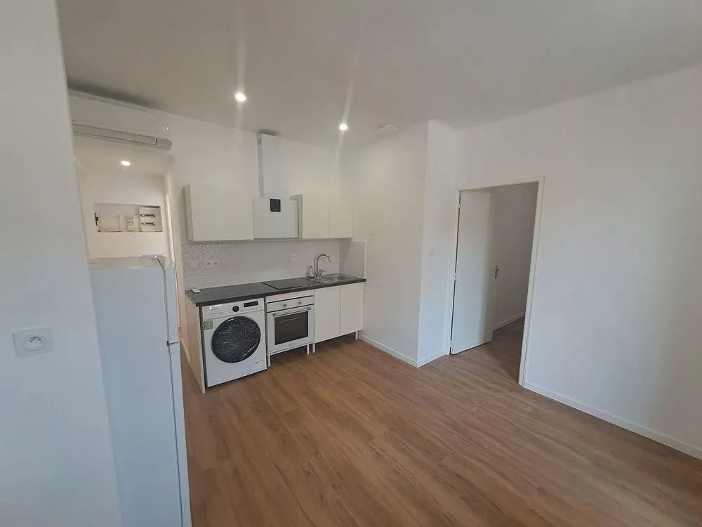 Appartamento di 2 locali ristrutturato di 35 m² in affitto – Genève (1206)