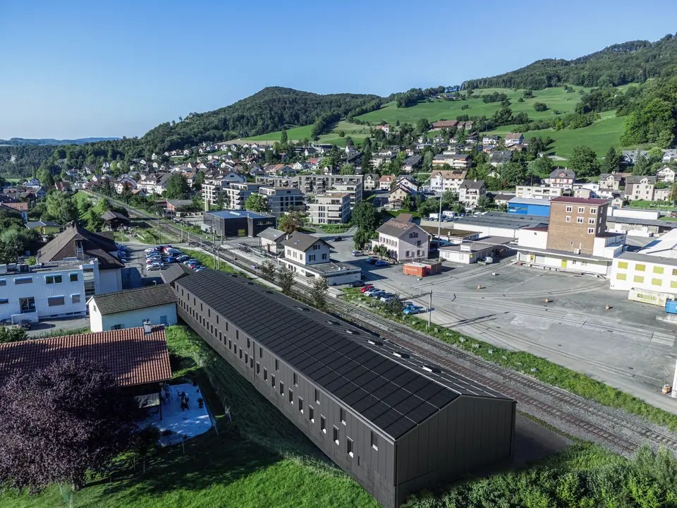 114m² commercial