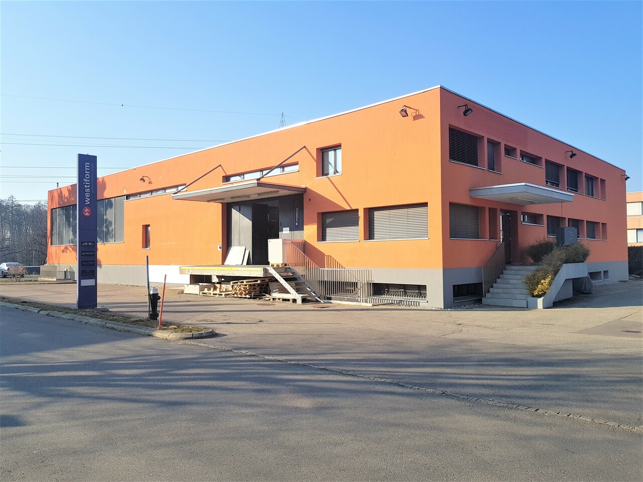 152m² deposito