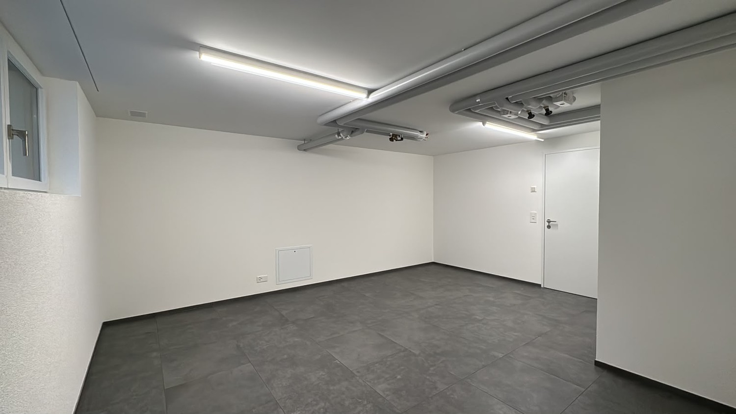 22m² office