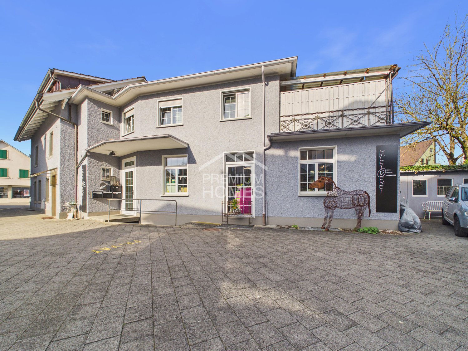 140m² commerciale