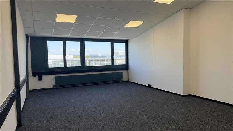 42m² ufficio, foto 3 di 5