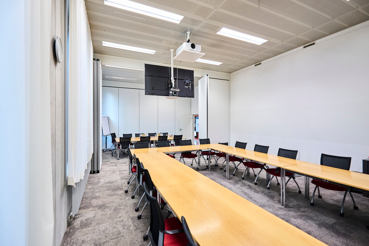 828m² ufficio