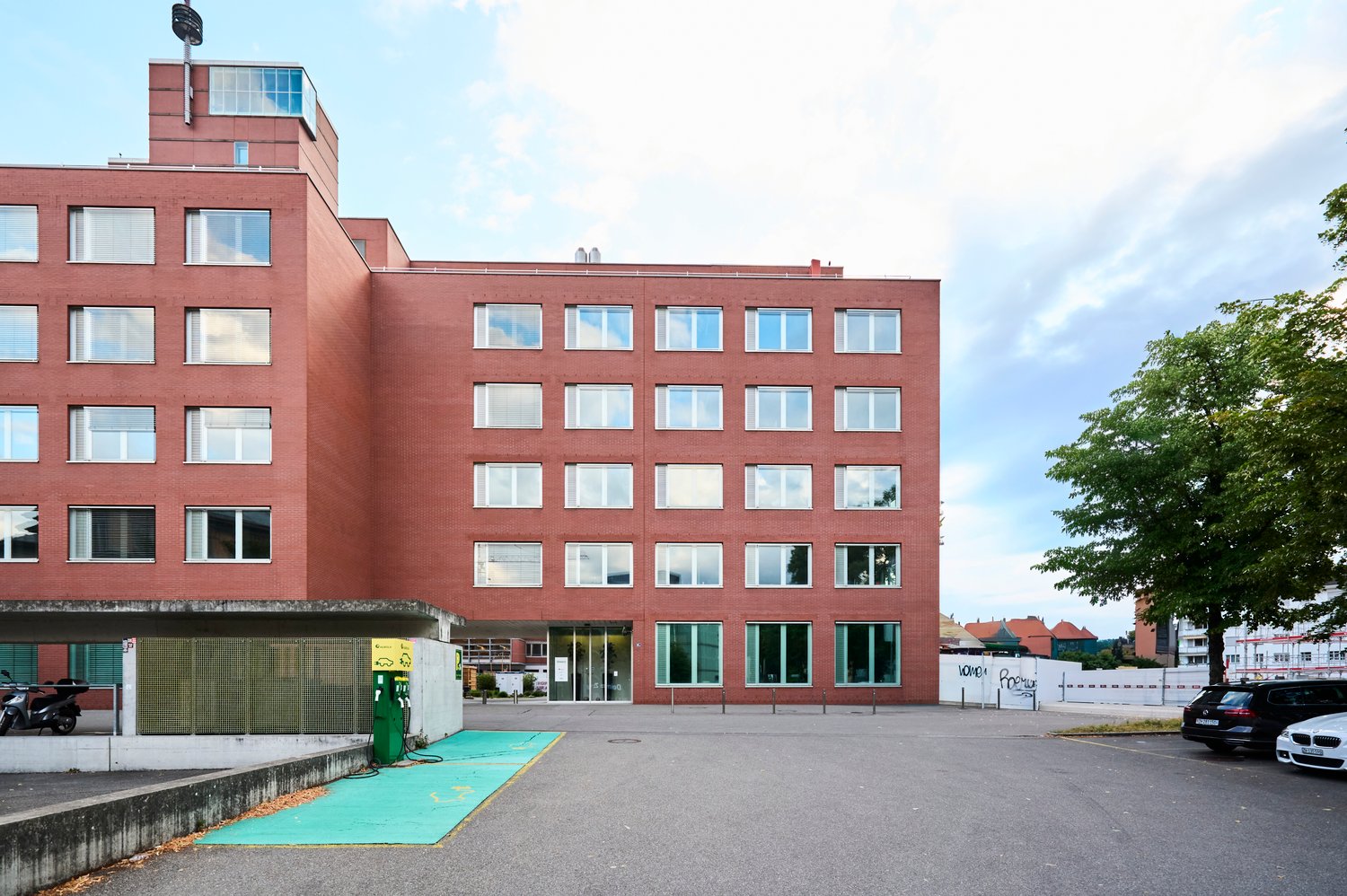 828m² ufficio