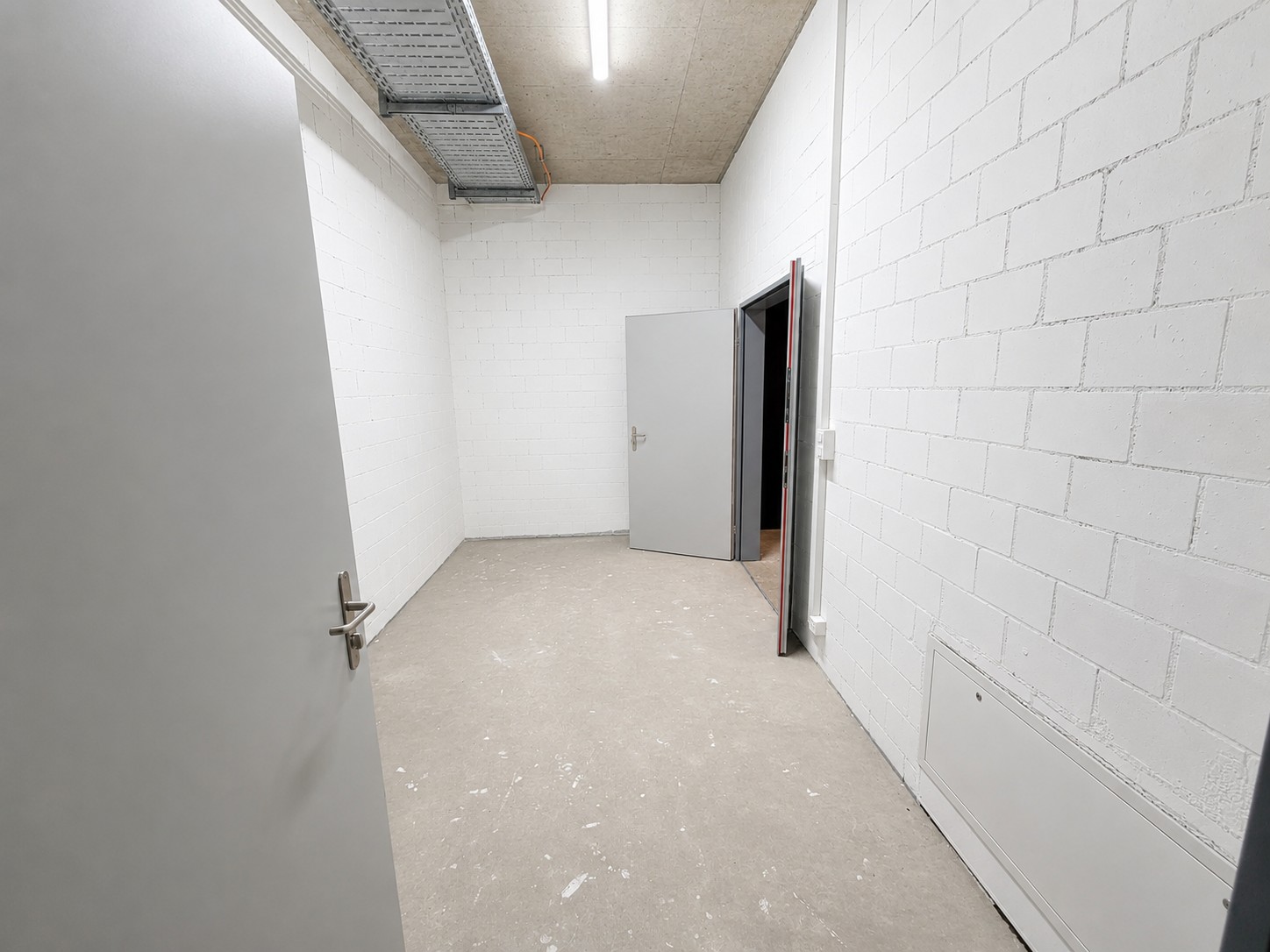 102m² commerciale