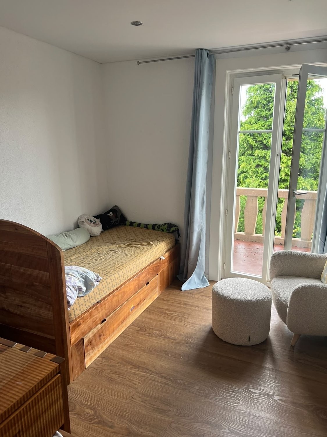 6 ½ rooms furnished flat