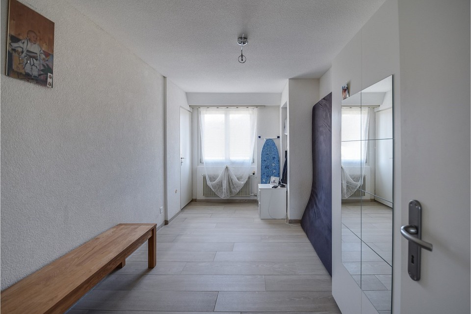 5 rooms apartment