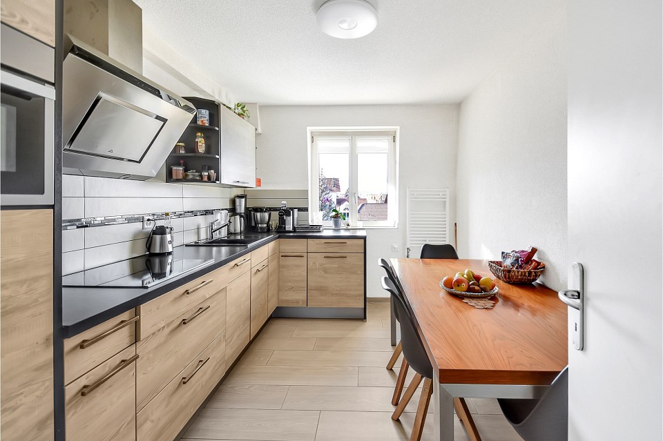 5 rooms apartment