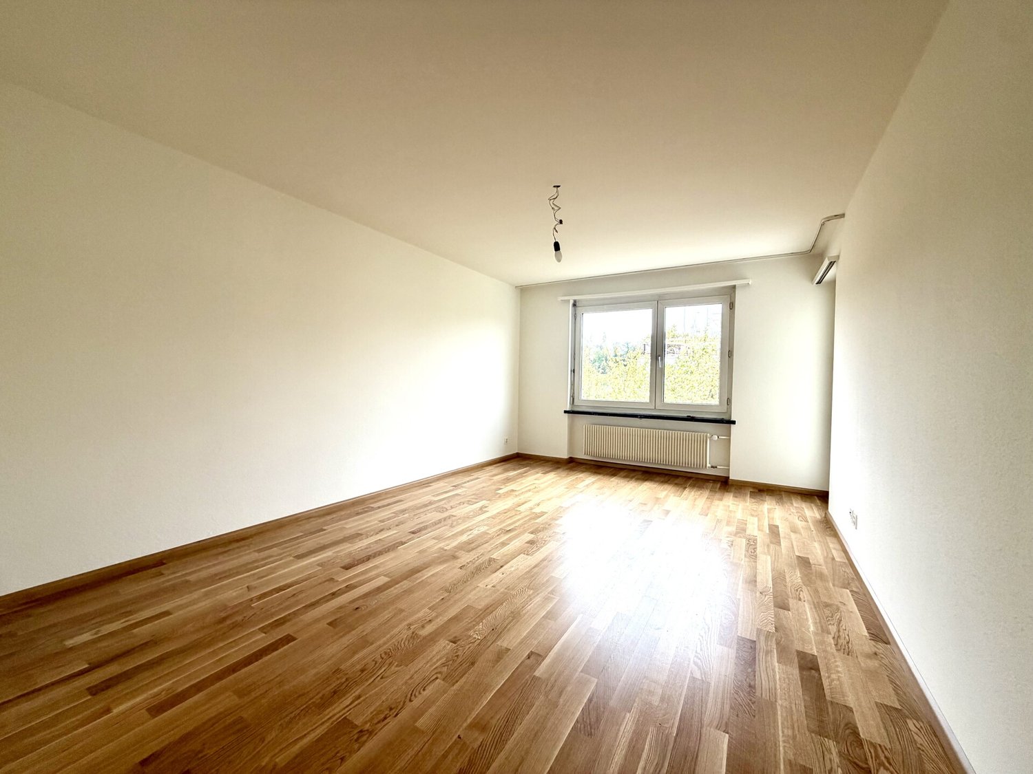 Appartamento mansardato di 2 ½ locali, foto 3 di 7