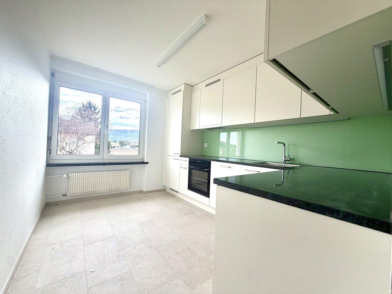 Appartamento mansardato di 2 ½ locali, foto 4 di 7