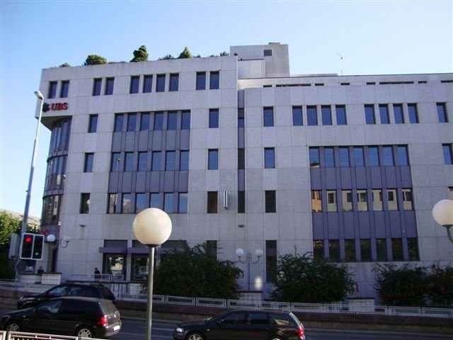 Posto auto sotterraneo di 12m², foto 2 di 2
