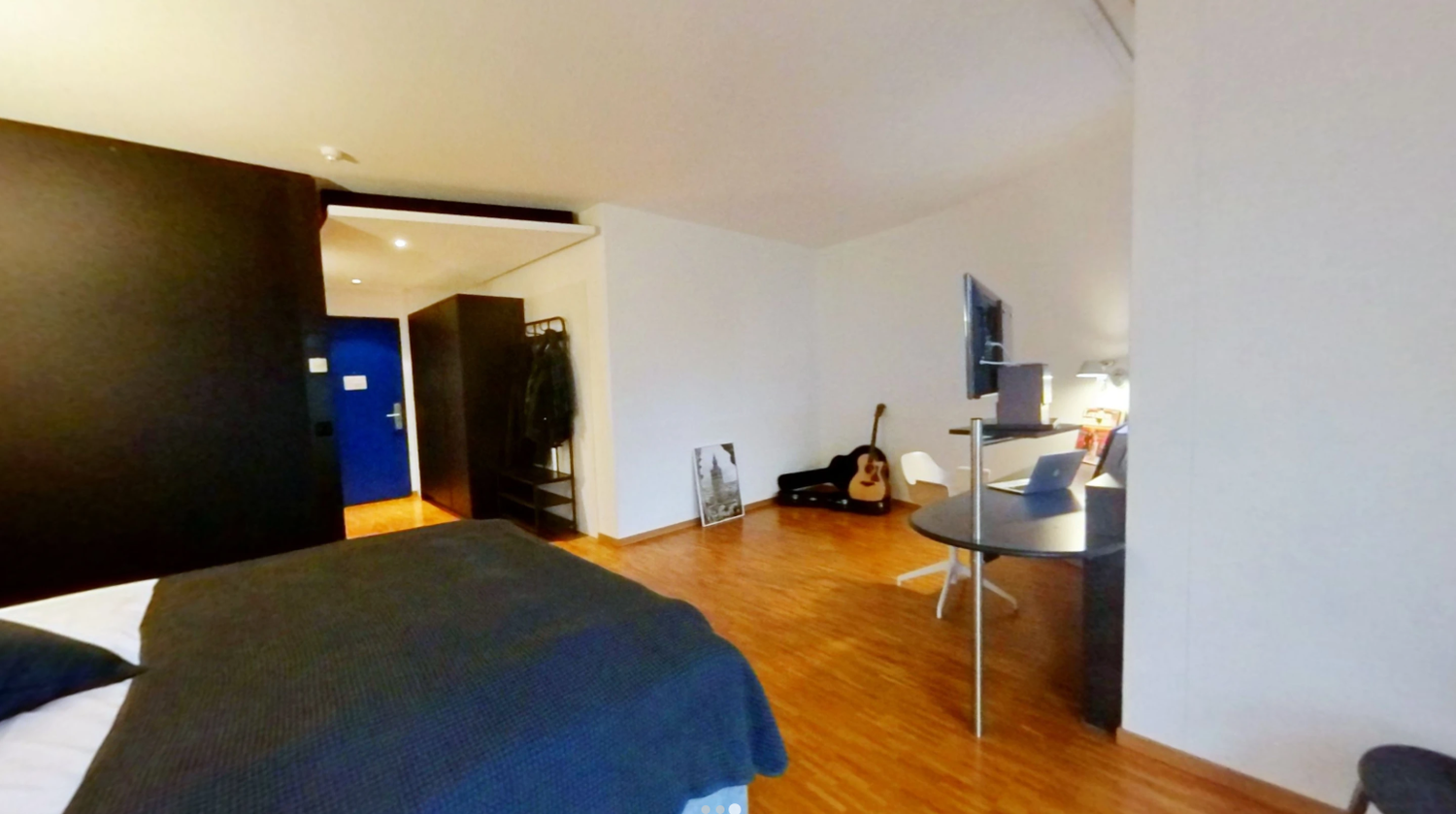 Camera in un appartamento condiviso, foto 3 di 3