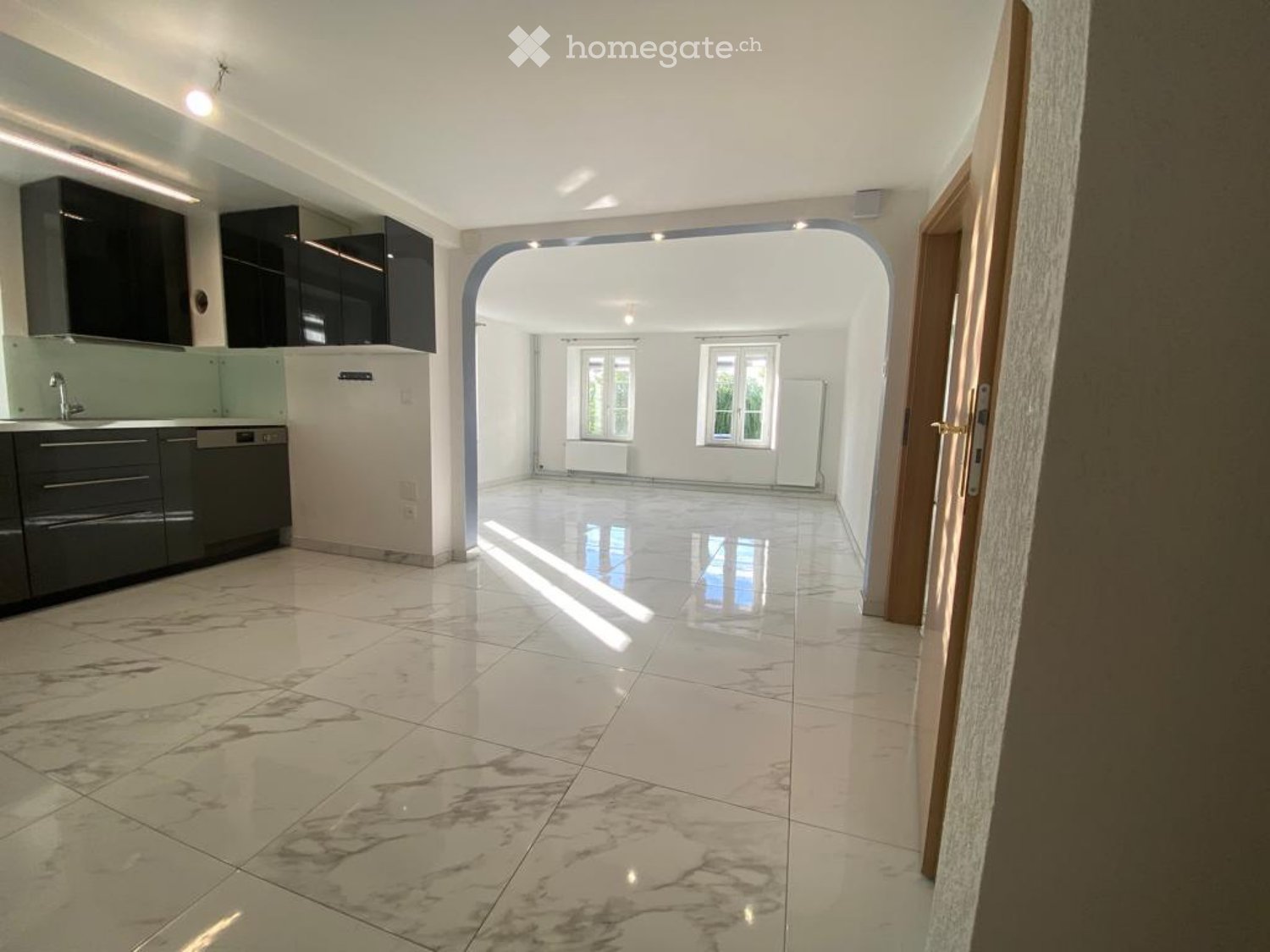 appartamento di 2 locali, foto 1 di 5