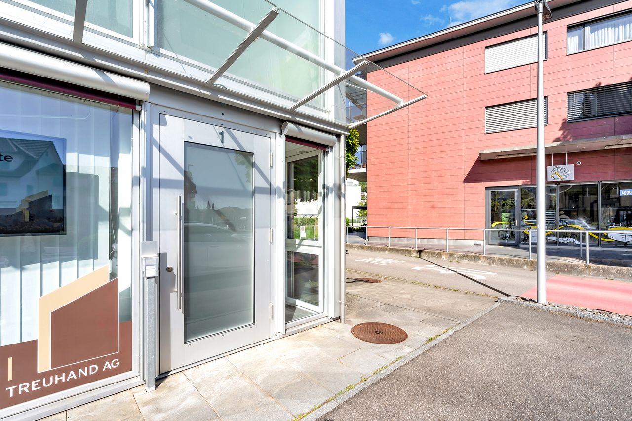 85m² commerciale