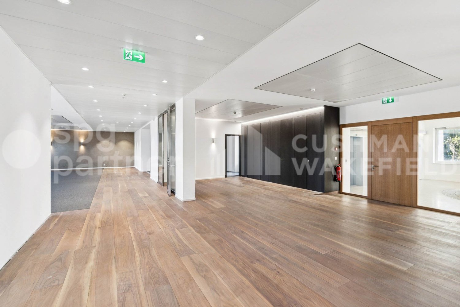 335m² ufficio, foto 2 di 10