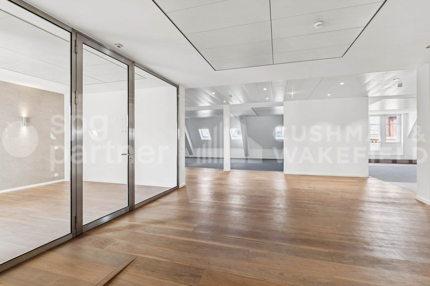 335m² ufficio, foto 7 di 10