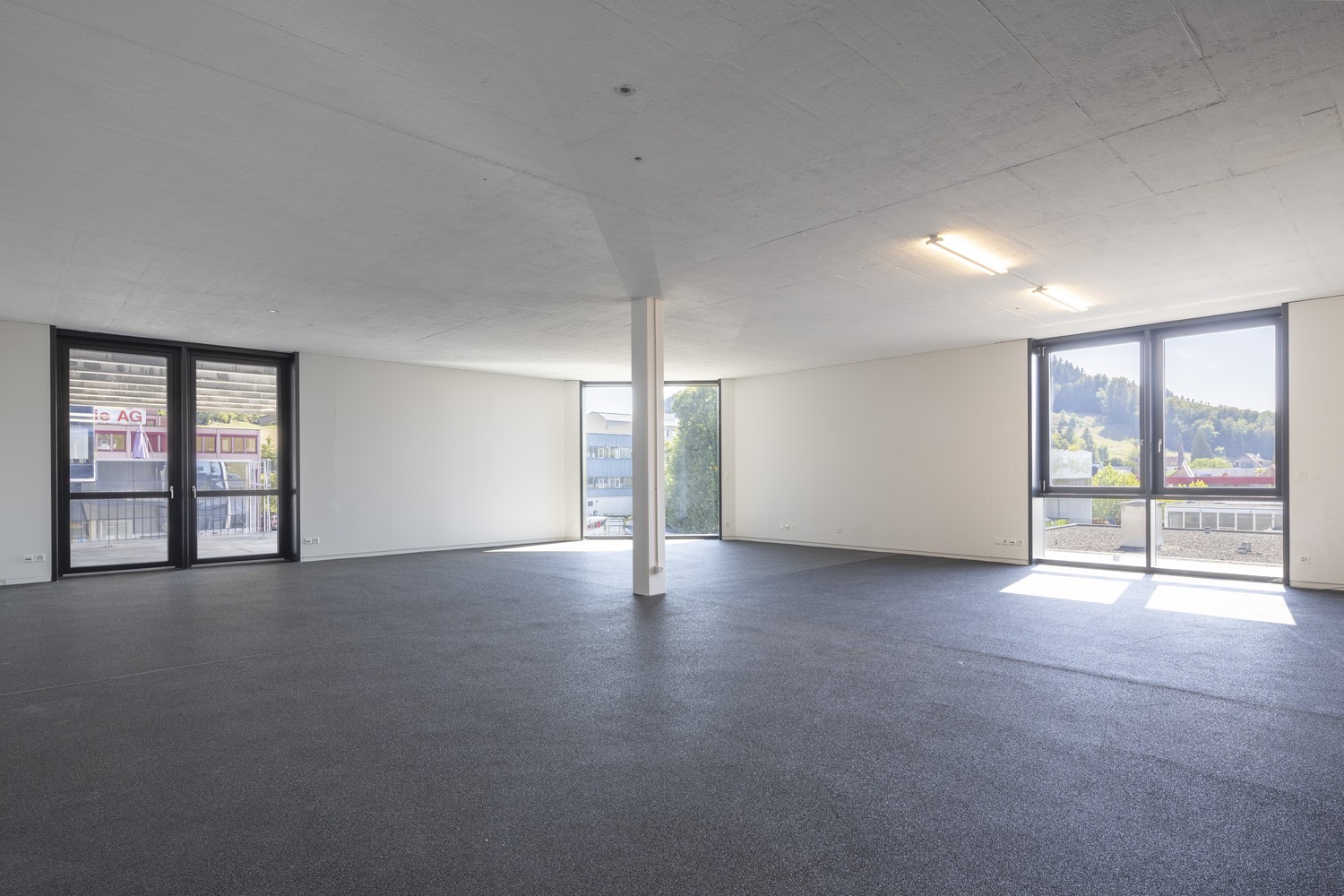 121m² ufficio, foto 4 di 9