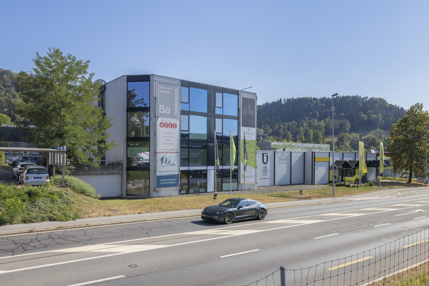 121m² ufficio, foto 1 di 9