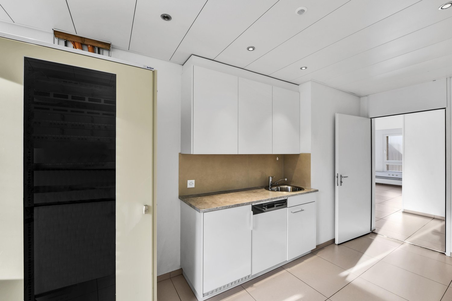 143m² ufficio