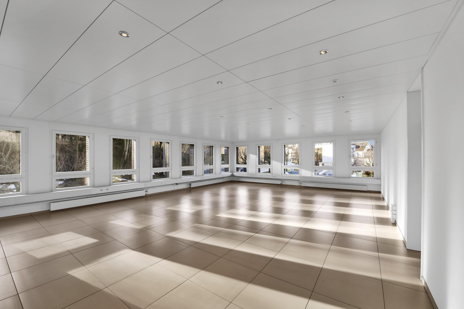 143m² ufficio