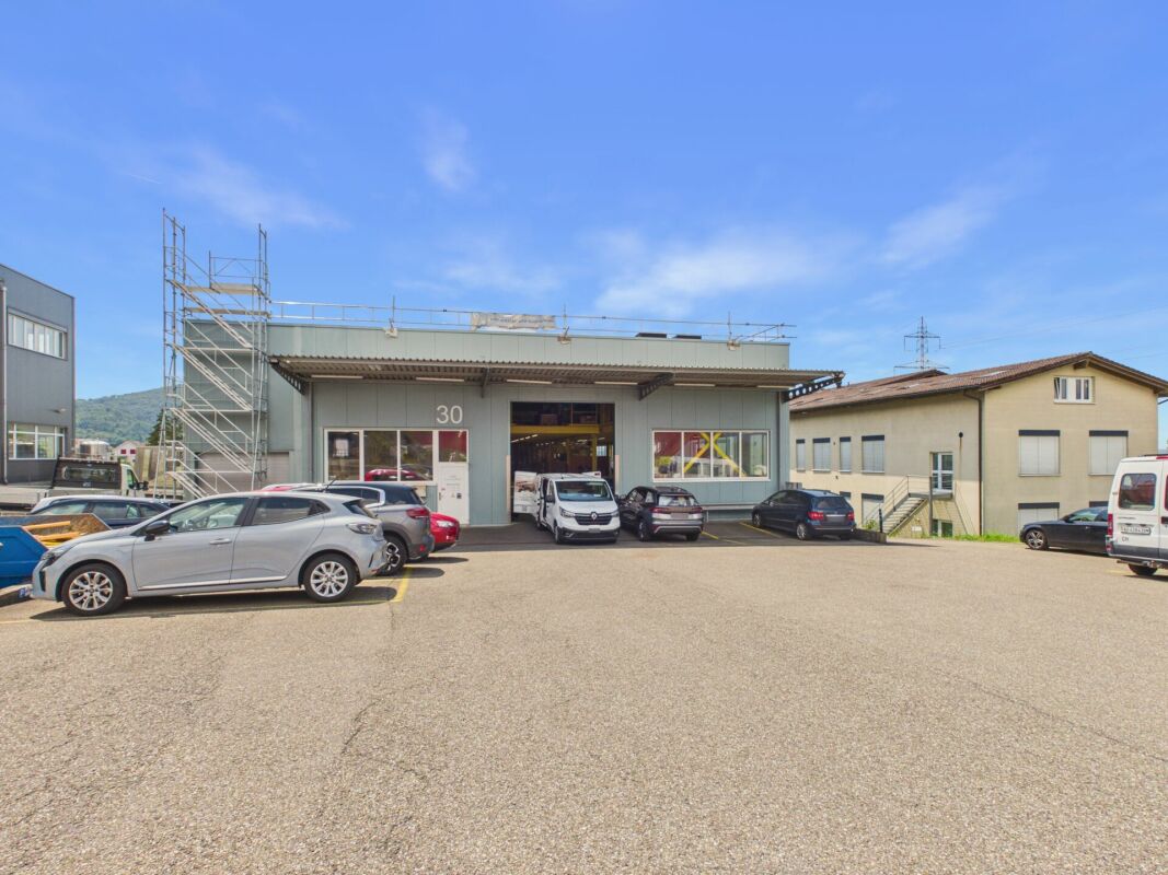 125m² commerciale