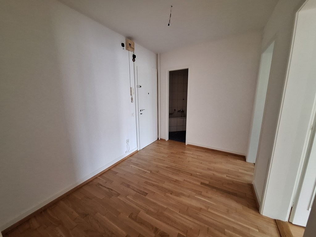 3 rooms apartment, foto 1 di 8