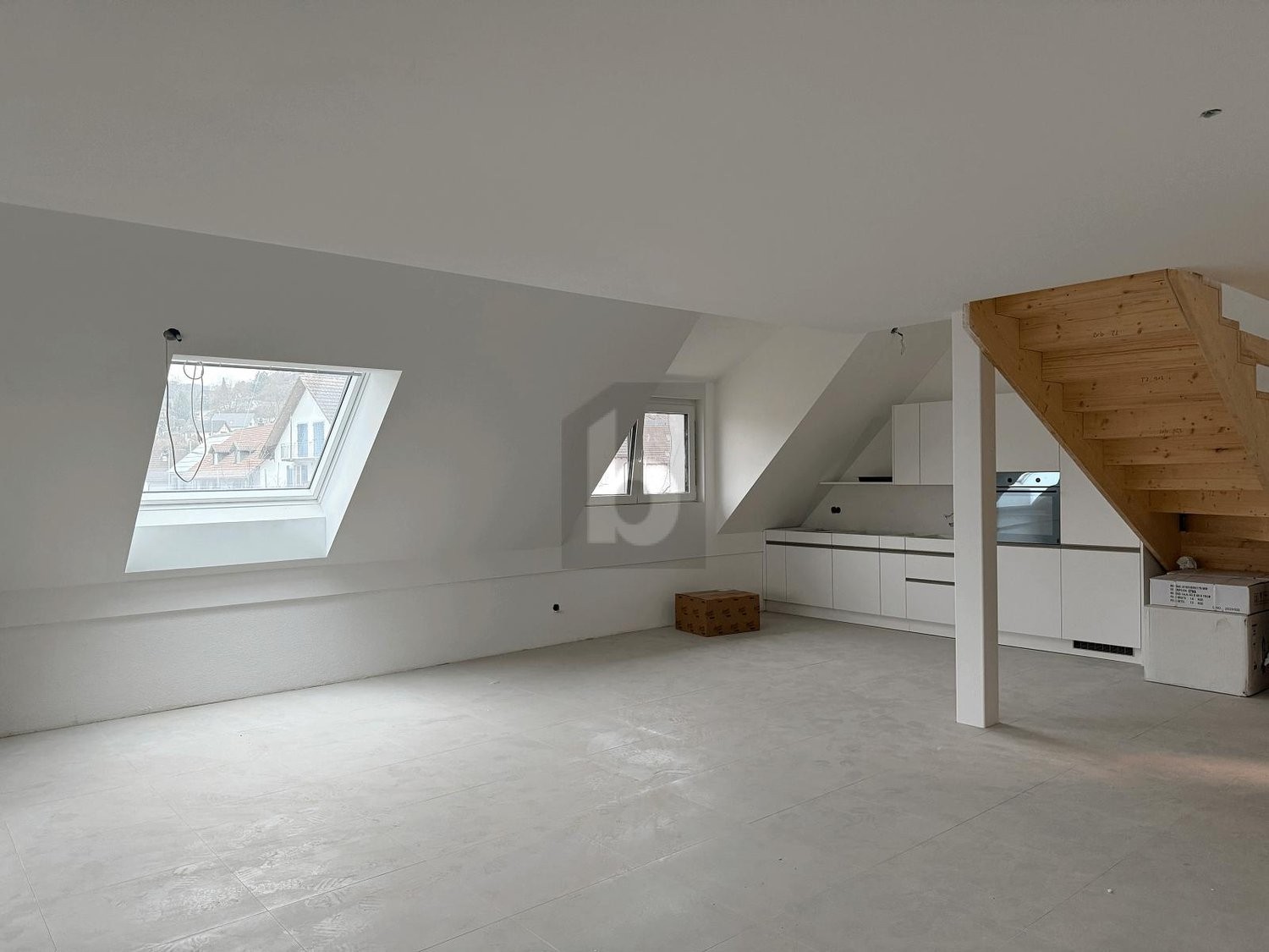 Attico di 5 ½ locali, foto 2 di 4