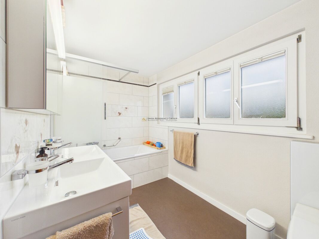 Casa unifamiliare di 5 ½ locali, foto 3 di 10