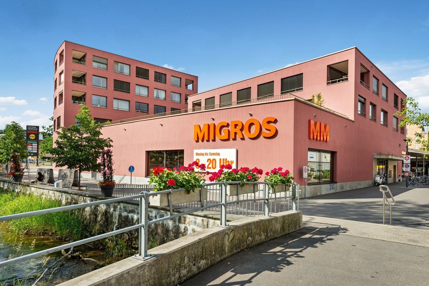 110m² magasin