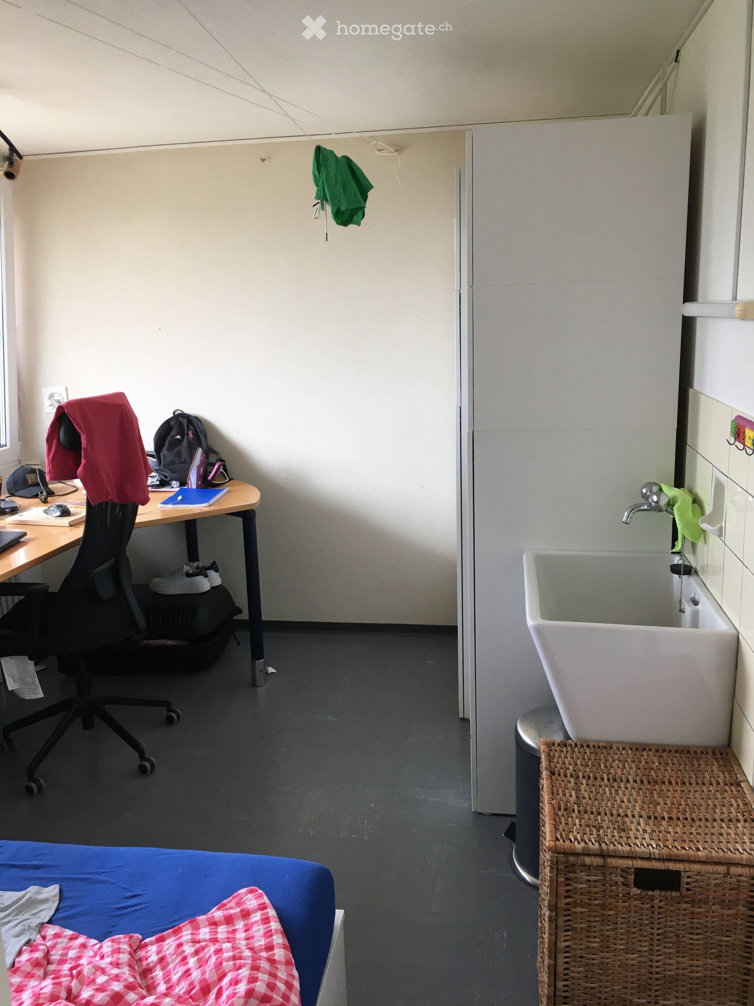 1 pièce chambre simple