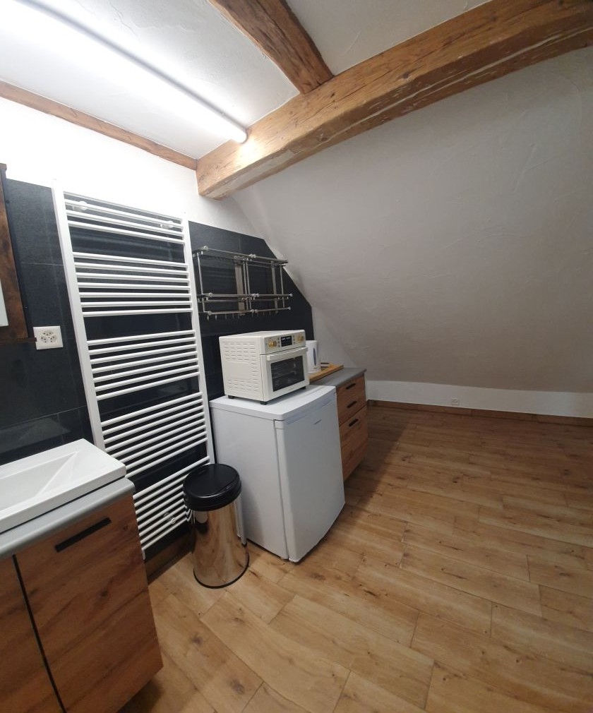 Chambre dans un appartement partagé