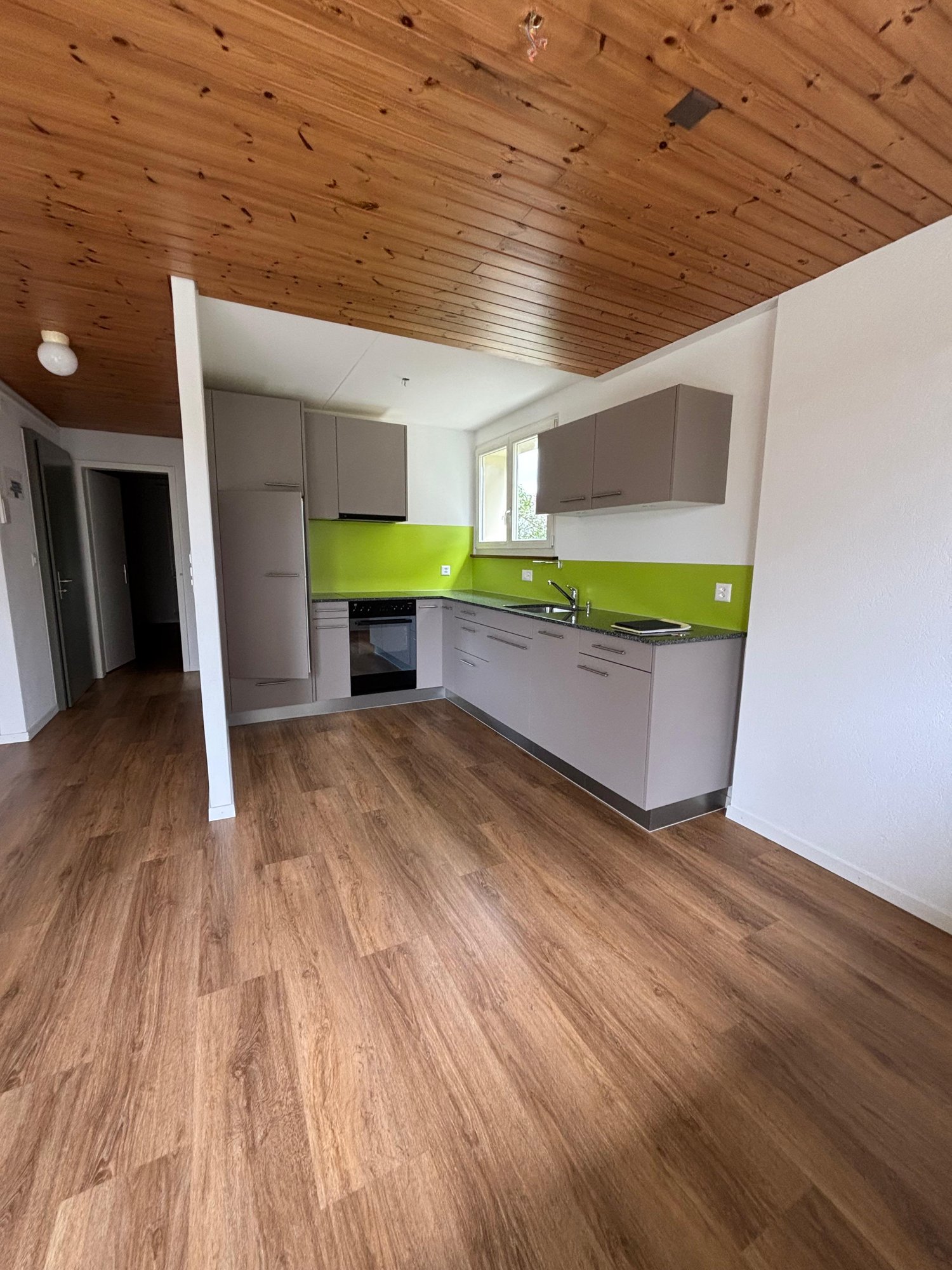 Appartamento di 2 ½ locali, foto 2 di 7