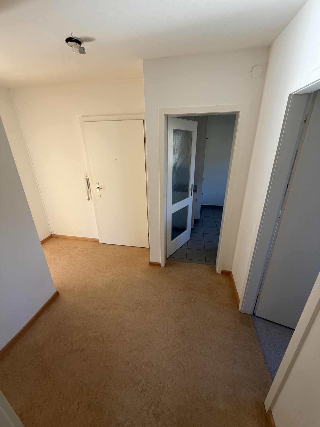 appartamento mansardato di 2 locali, foto 5 di 8