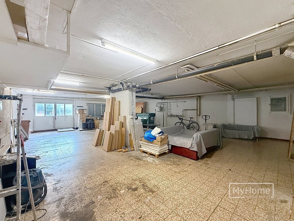 111m² commerciale