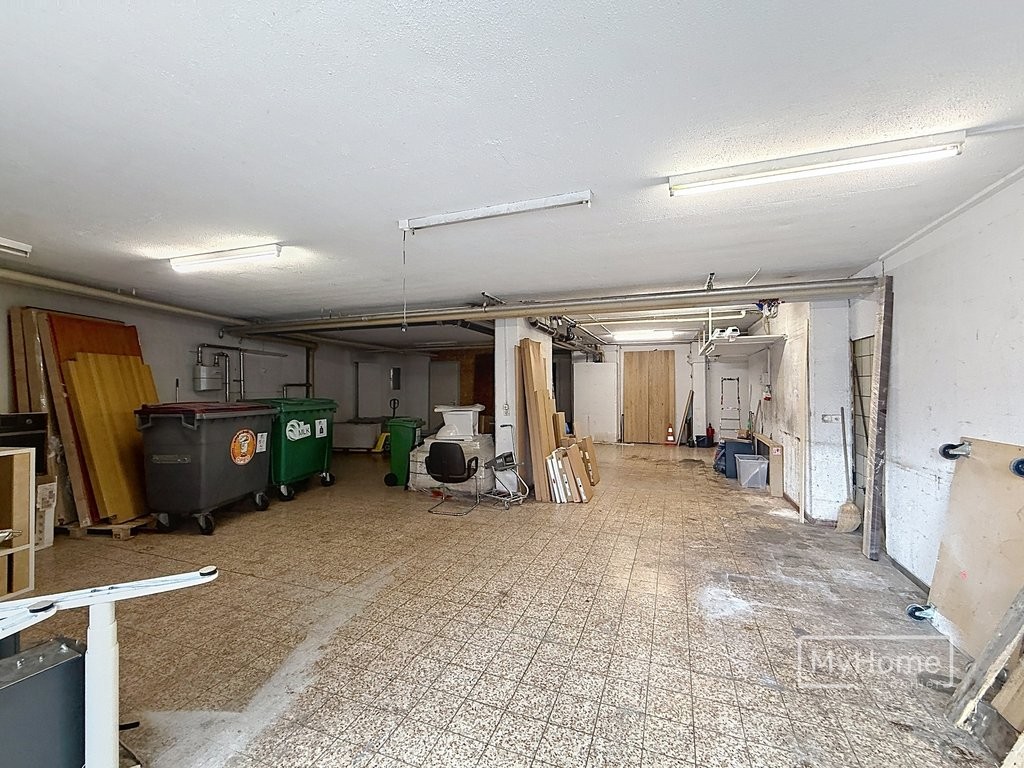111m² commerciale