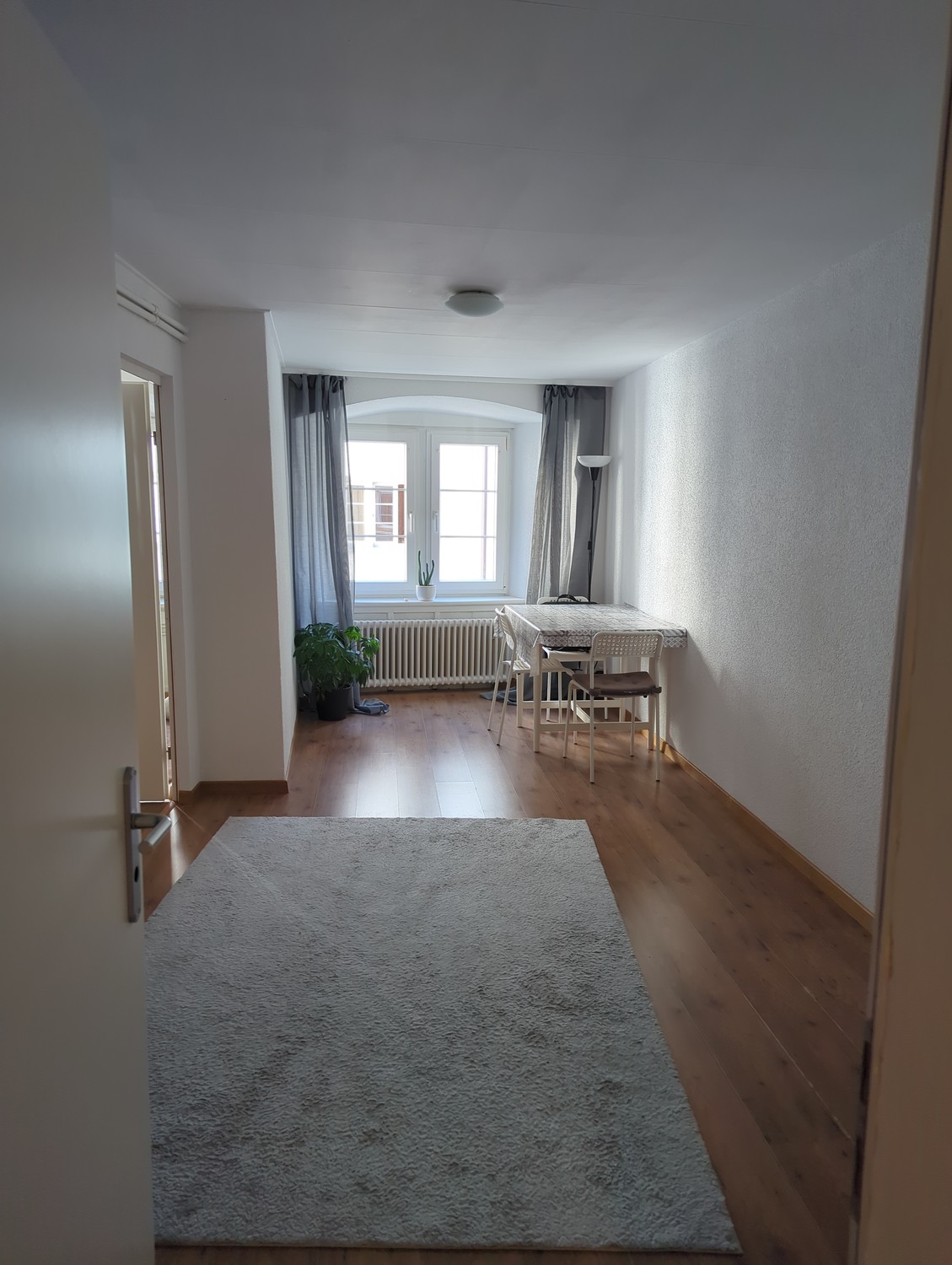 Appartamento di 2 ½ locali, foto 2 di 9