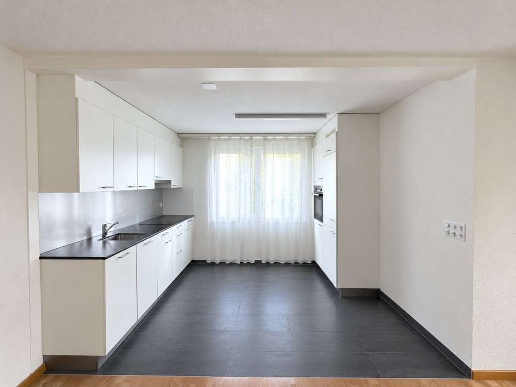 Appartamento mansardato di 2 ½ locali, foto 2 di 10