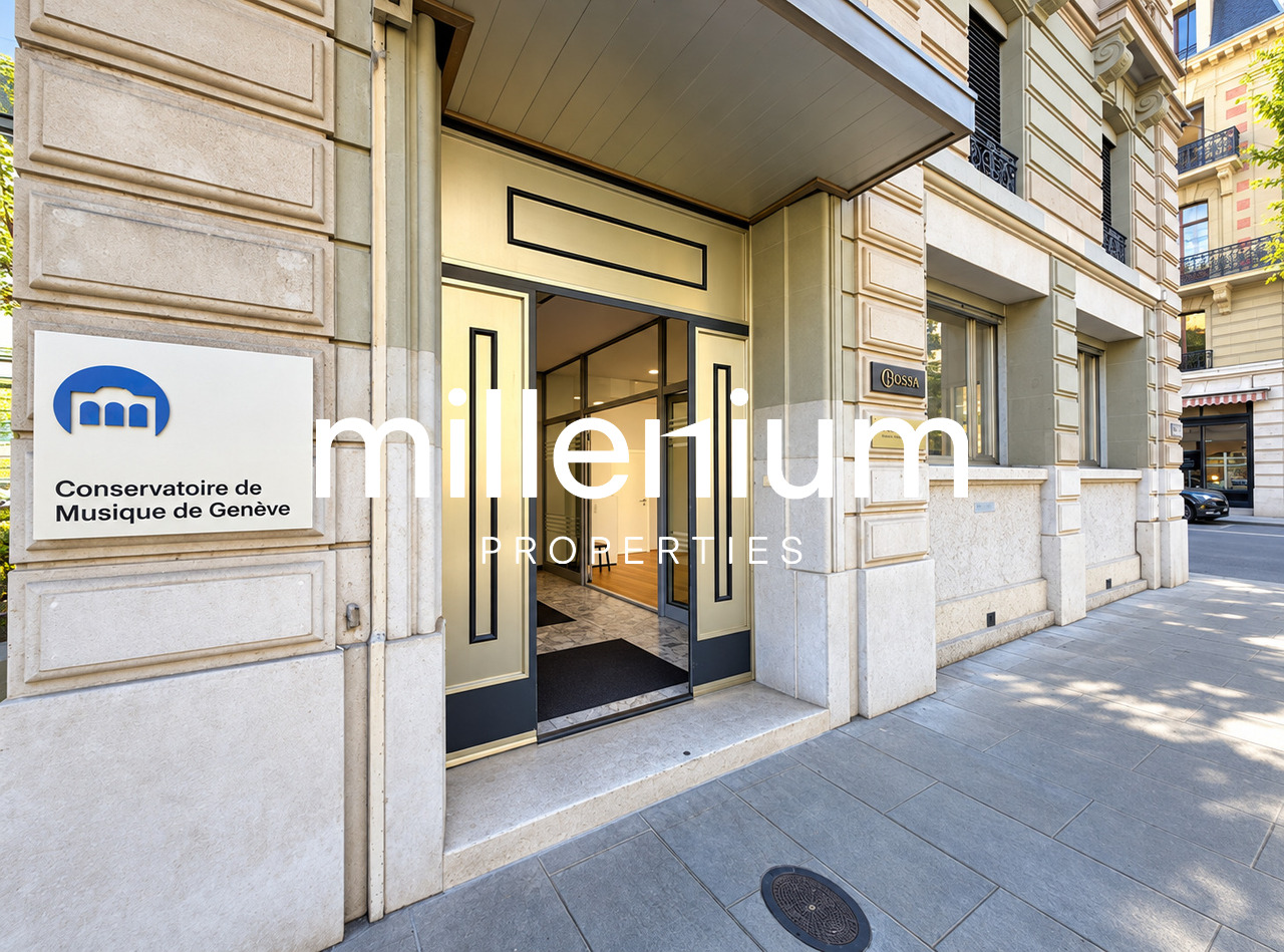 60m² commercial