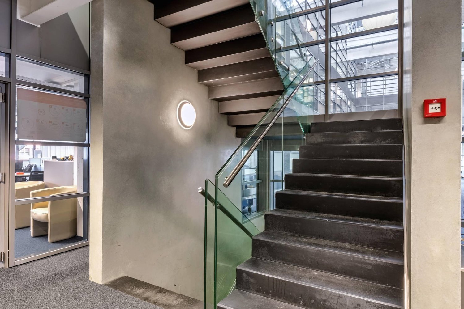 6100m² ufficio