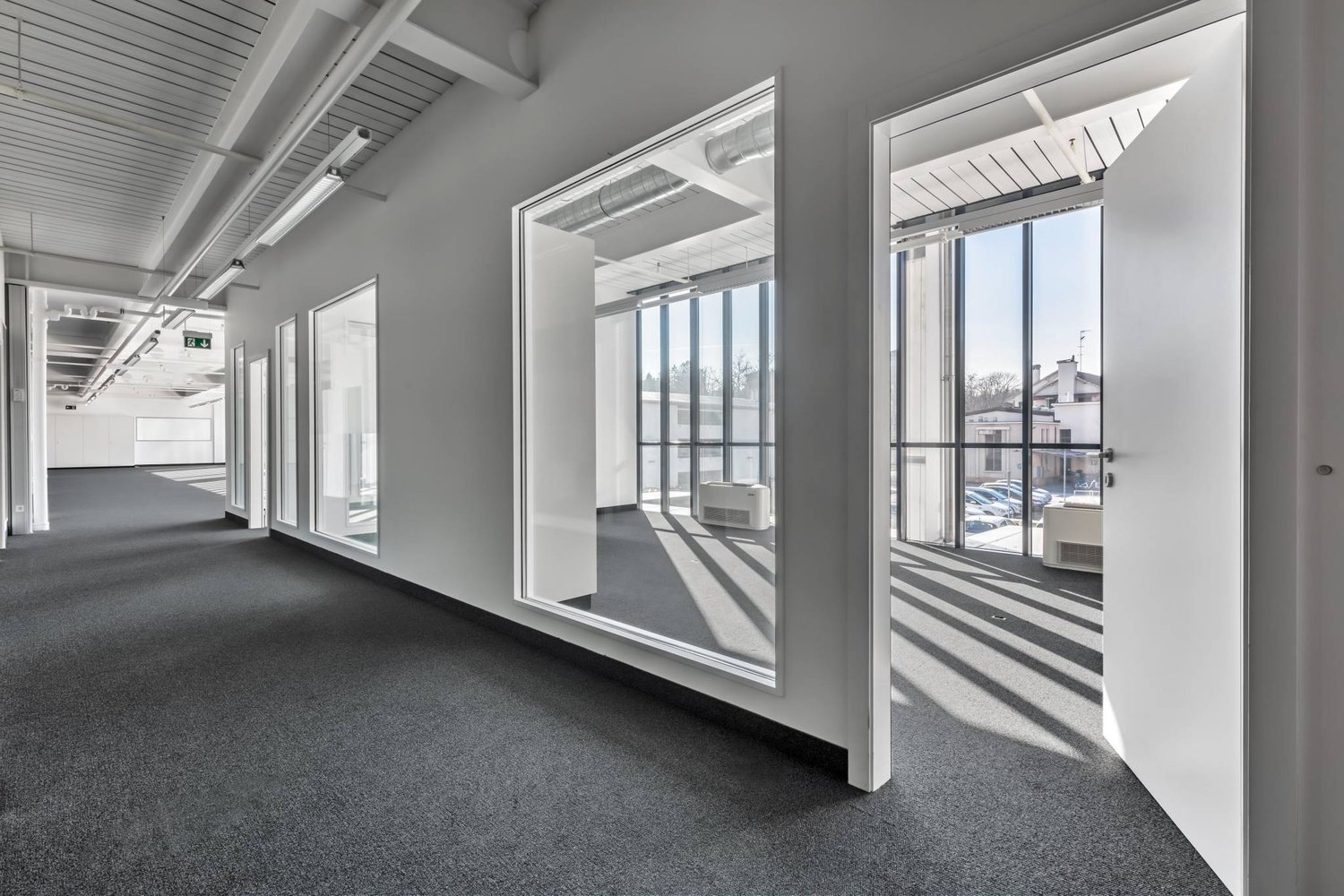 6100m² ufficio