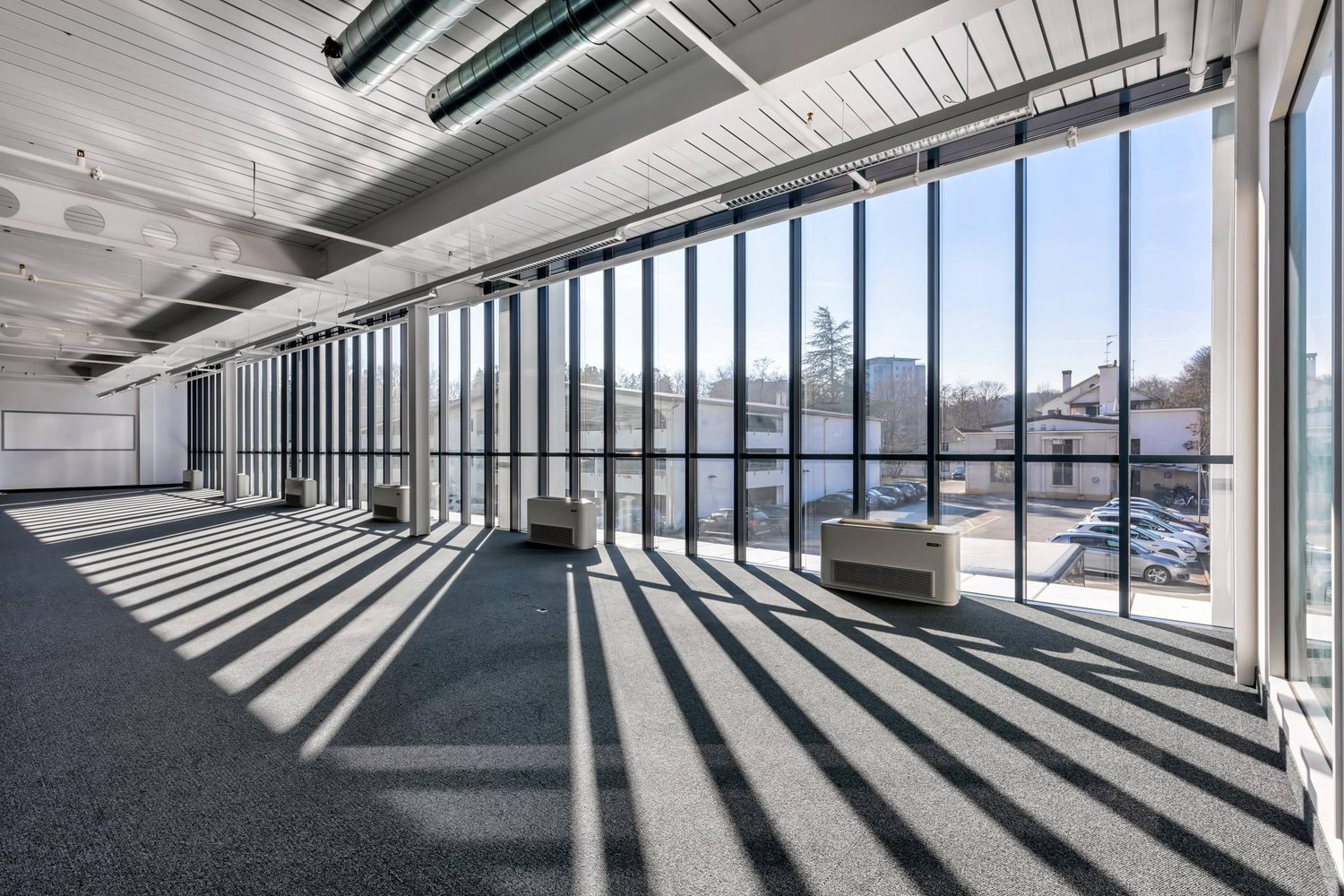 6100m² ufficio