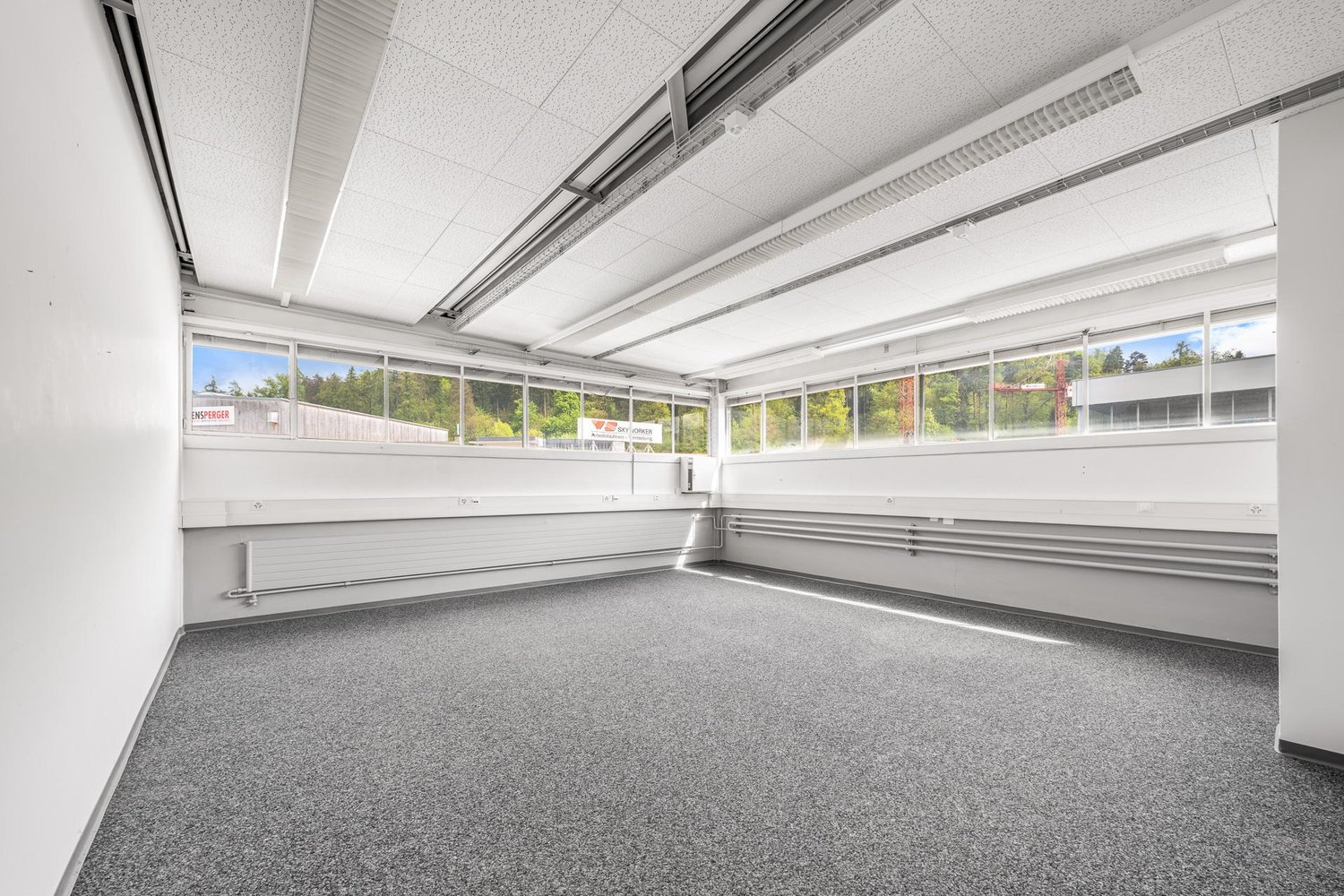 228m² commerciale