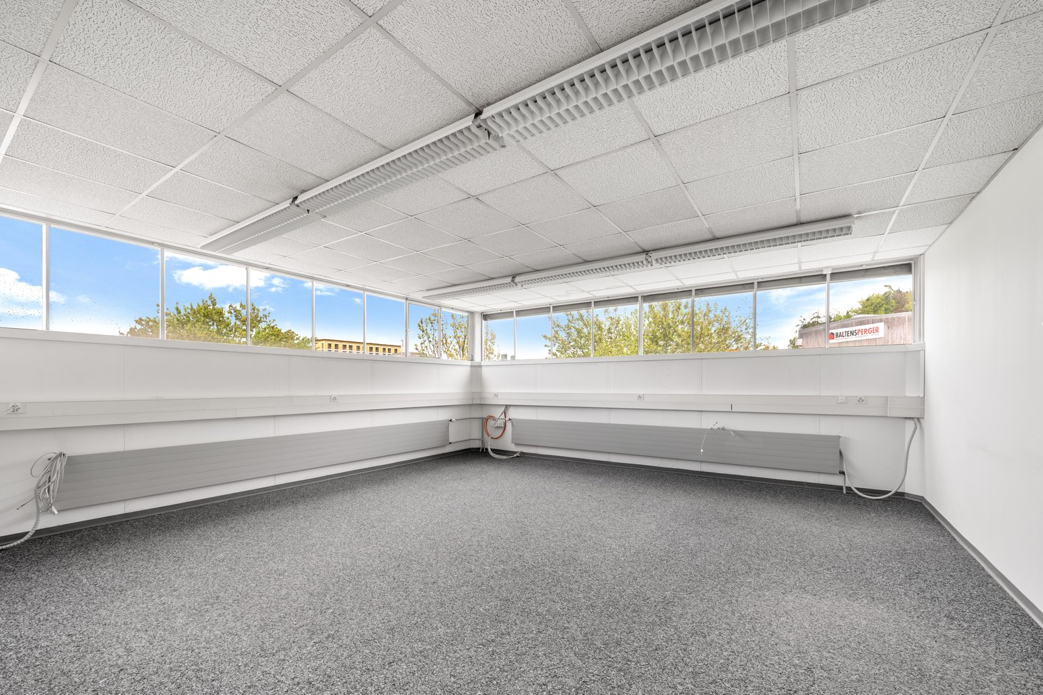 228m² commerciale