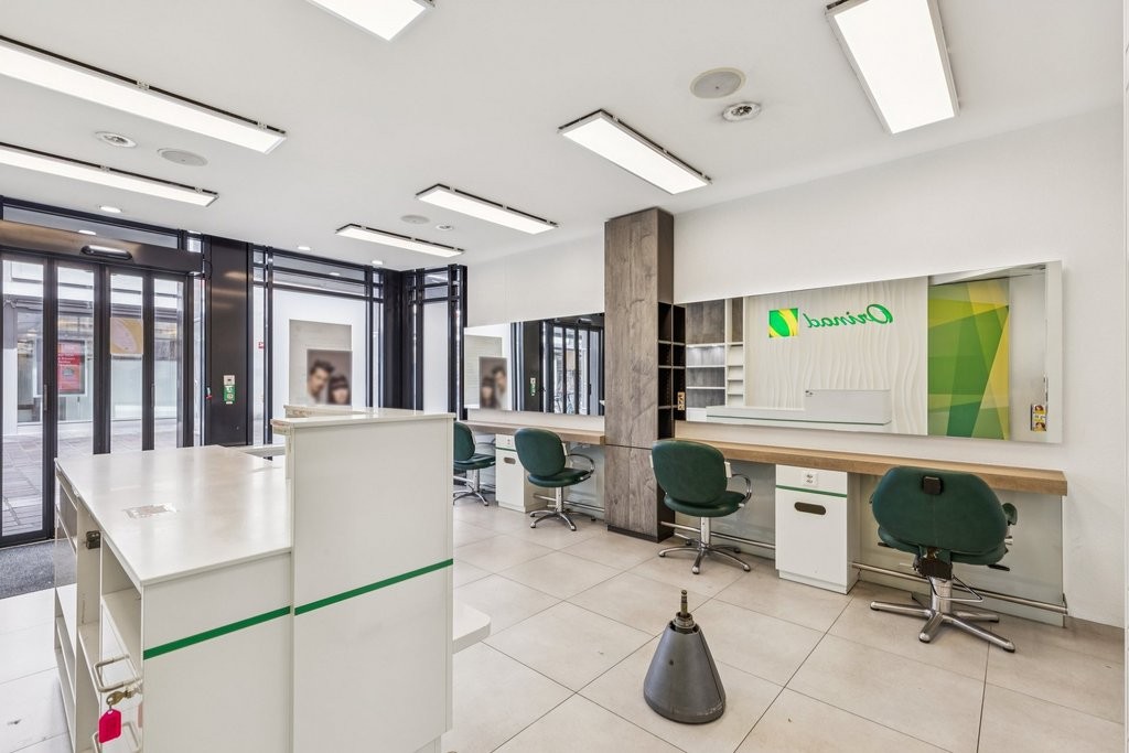 84m² commerciale