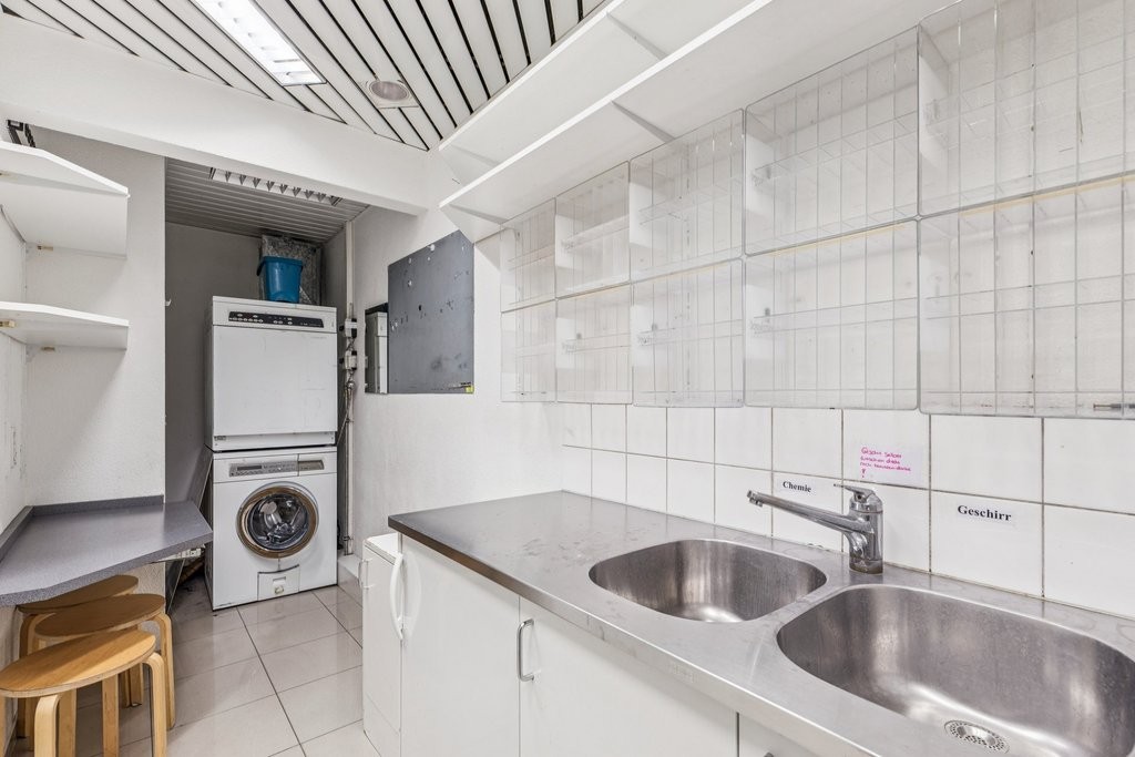 84m² commerciale